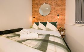 Cosmeston Cwtch By Property Promise